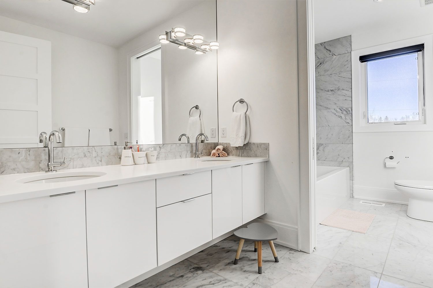 7 Ways to Create an Accessible Bathroom Design